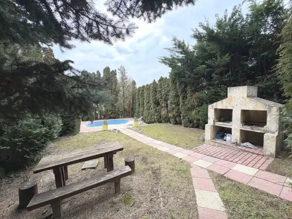 Eladó családi ház, Budapest, II. kerület 8 szoba 300 m² 699 M Ft