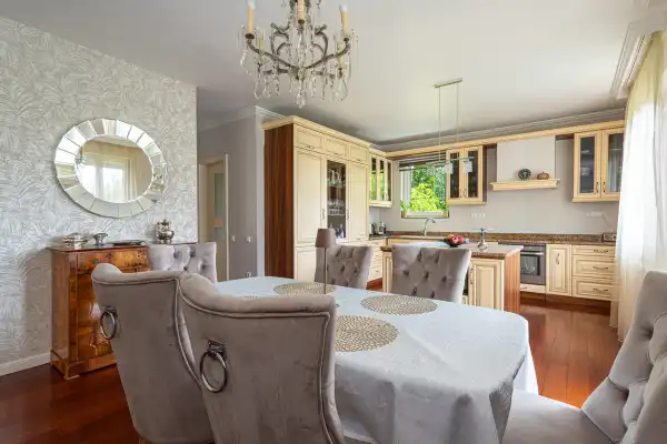 Eladó családi ház, Budapest, II. kerület 7 szoba 270 m² 294.9 M Ft