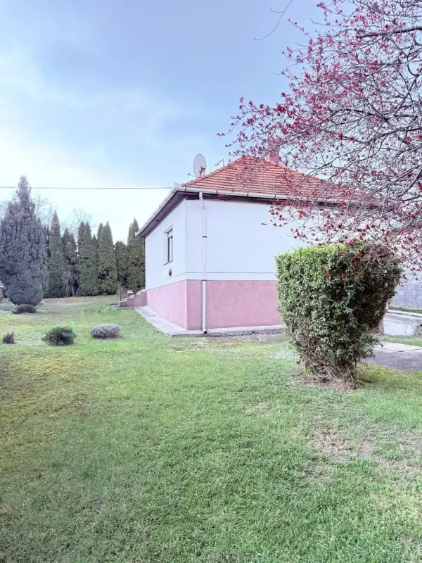 Eladó családi ház, Érd 2 szoba 60 m² 89 M Ft