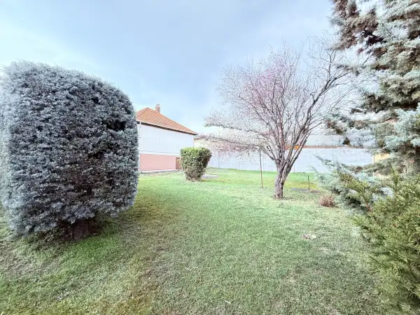 Eladó családi ház, Érd 2 szoba 60 m² 89 M Ft