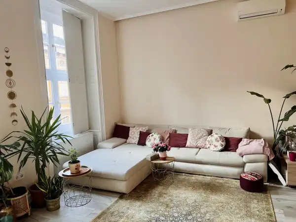 Kiadó téglalakás, Budapest, V. kerület 2 szoba 75 m² 405 E Ft/hó